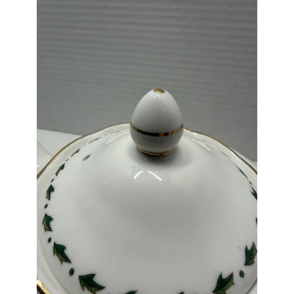 Waldman House Press Cup of Christmas Tea Holly Teapot w/ Lid Ceramic 4 Cup